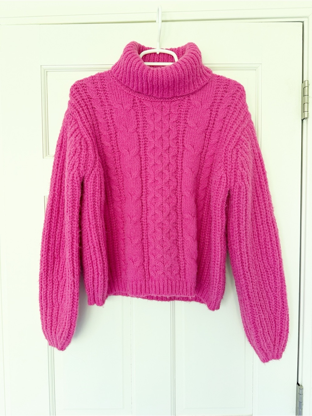 OAK & TRELLIS turtleneck sweater size M pink cable soft